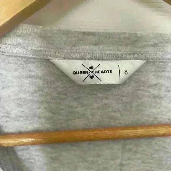 Queen of Hearts long sleeve open back top size 8 womens shirt - Picture 3 of 4